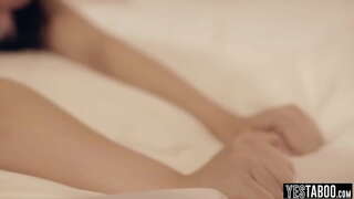 ���ંદા યુવાન સાવકી વ્હીટની રાઈટ એક તોફાની લીલ રાંડ માટે