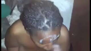 Aku pagkuha ng mga ulo mula sa mga kapitbahay