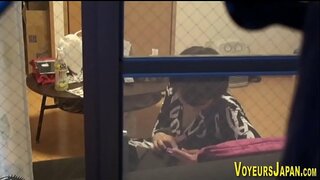 Japonské lesbos sledoval