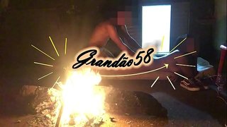 Brünette geile calvalgando hot