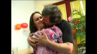 Kuat gadis Jenny dengan lesbian mendapat terbentur dari belakang