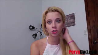 Stepdad manampy ny tanora amin&#039;ny olana